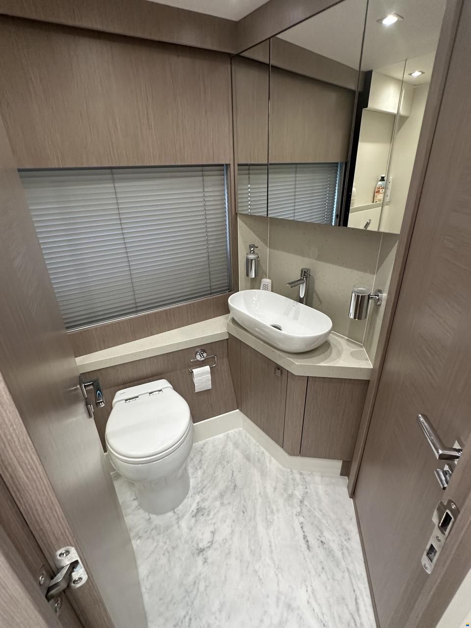 Sunseeker Manhattan 52