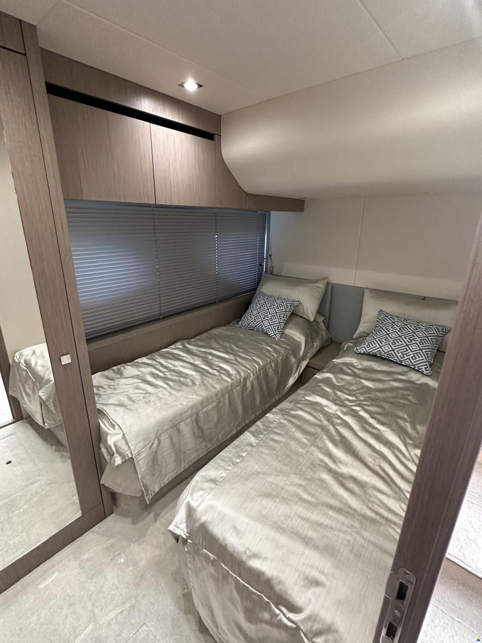 Sunseeker Manhattan 52