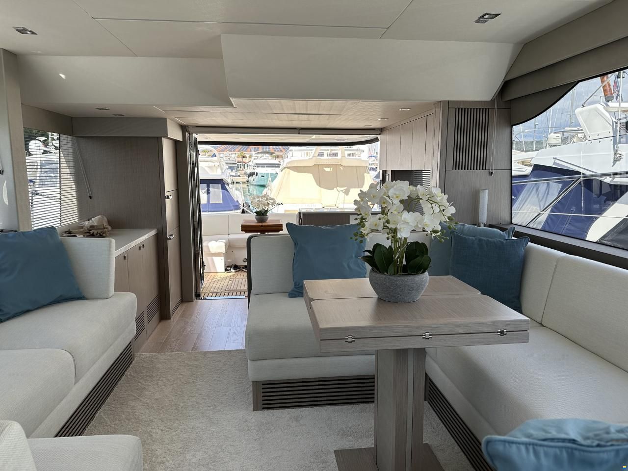 Sunseeker Manhattan 52