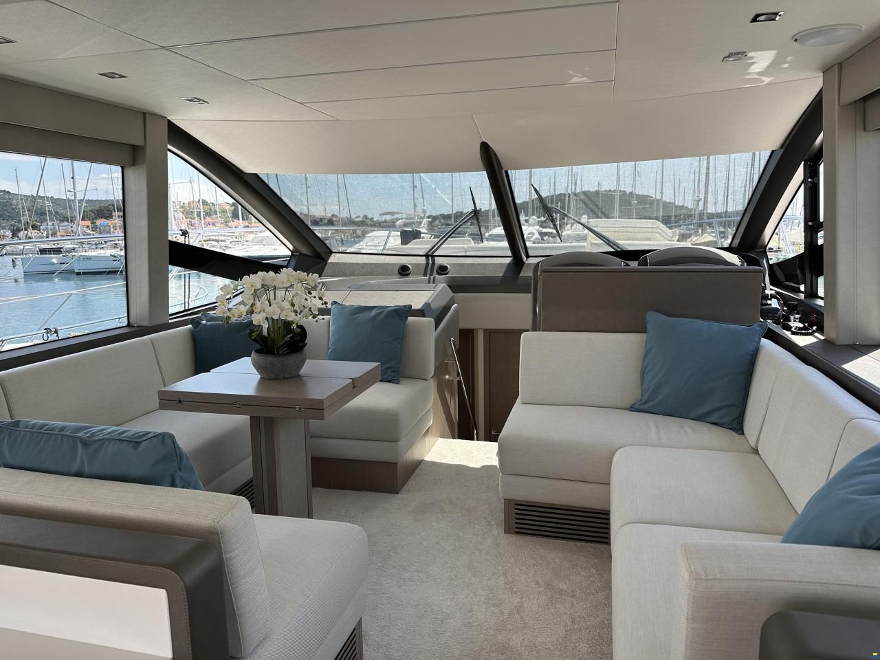 Sunseeker Manhattan 52