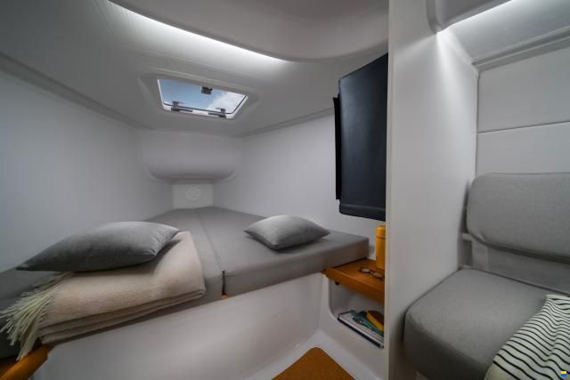 Beneteau First 30