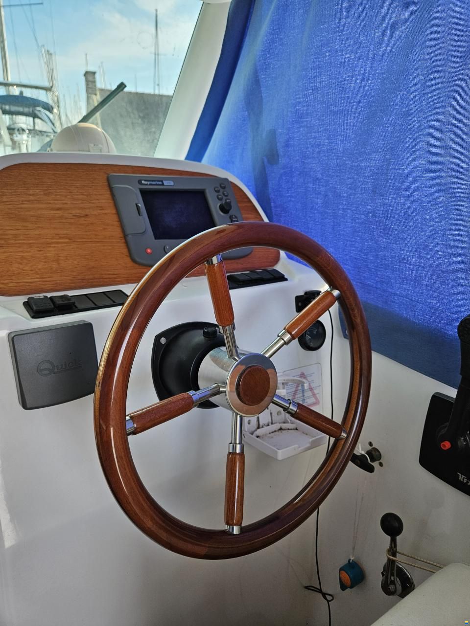Jeanneau Merry Fisher 805