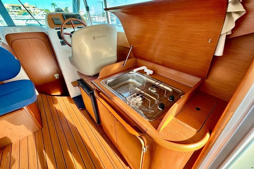Jeanneau Merry Fisher 805