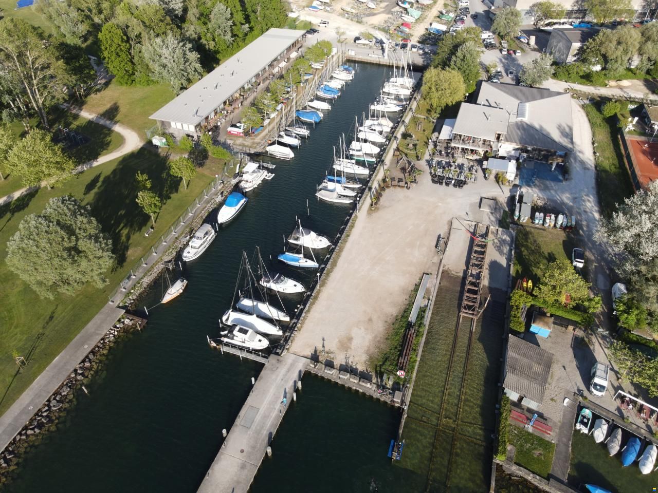 Bielersee, Nidau, 8 x 2.60m Bootsplatz 2