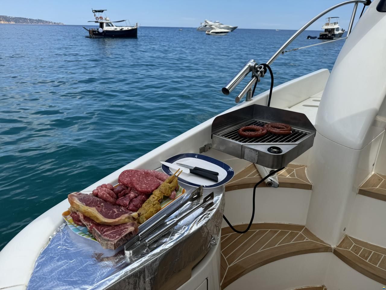 Azimut 46