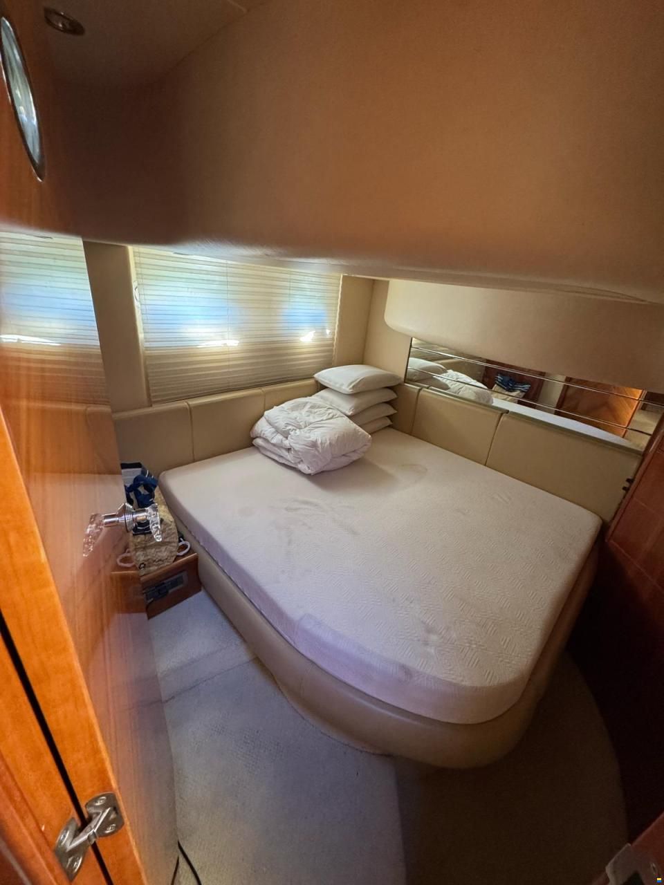 Azimut 46
