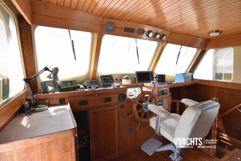 American Marine Alaskan 49