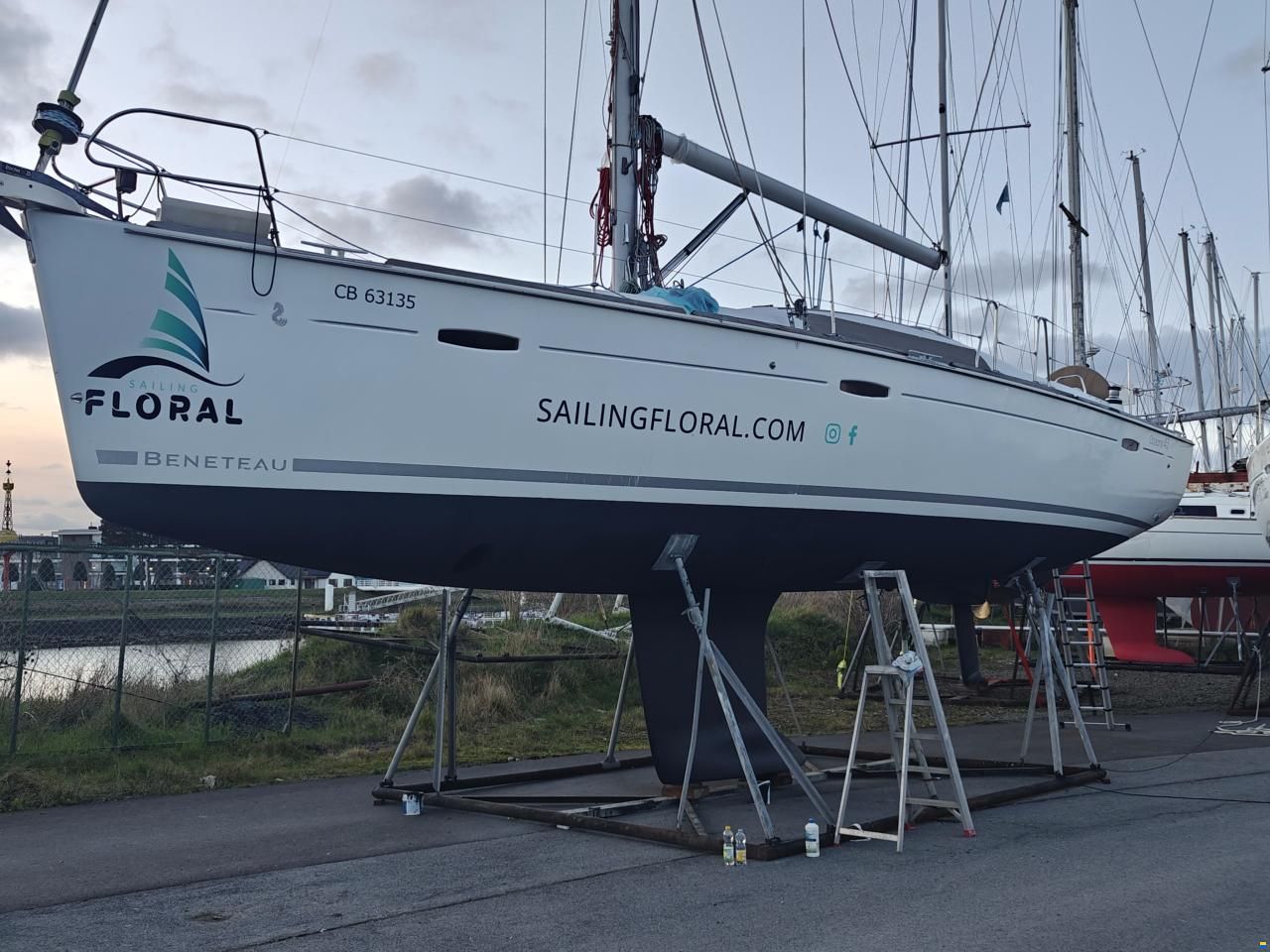 Beneteau Oceanis 43