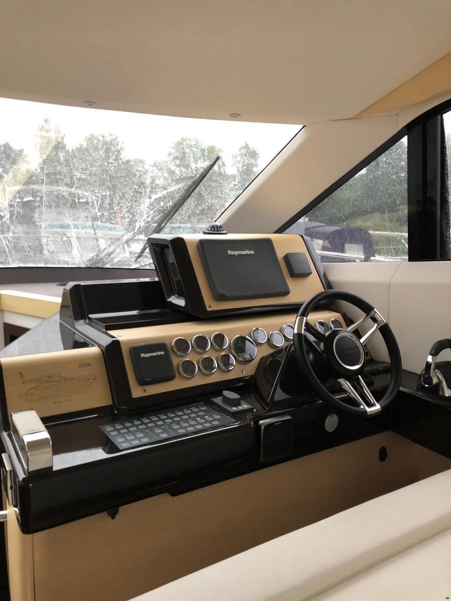 Galeon 420 Fly