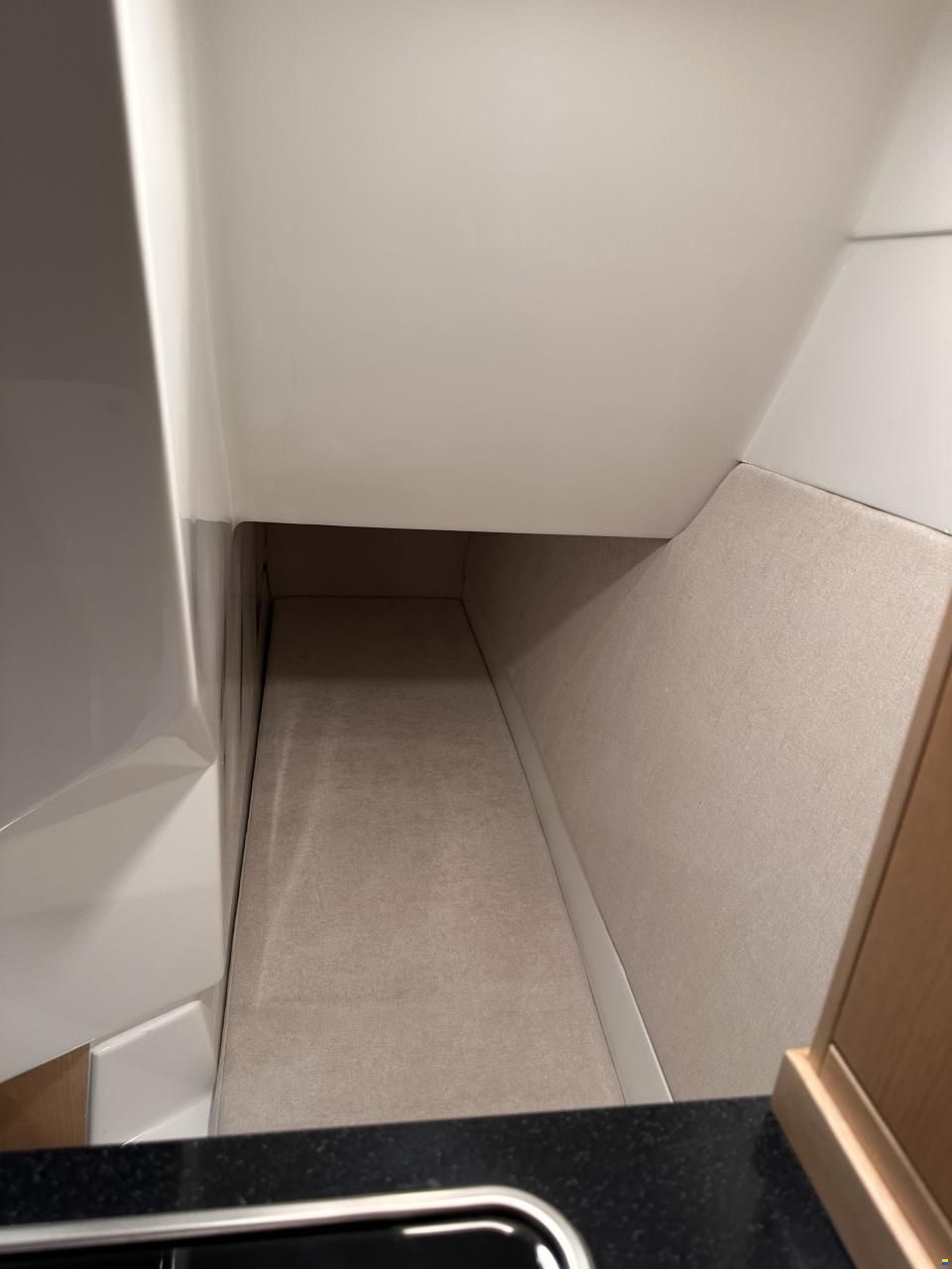 Massiv Boats Cabin 695
