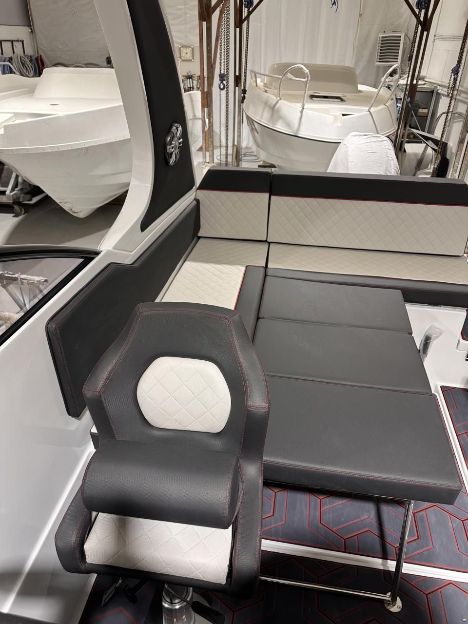 Massiv Boats Cabin 695