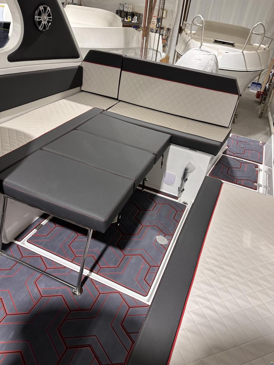 Massiv Boats Cabin 695
