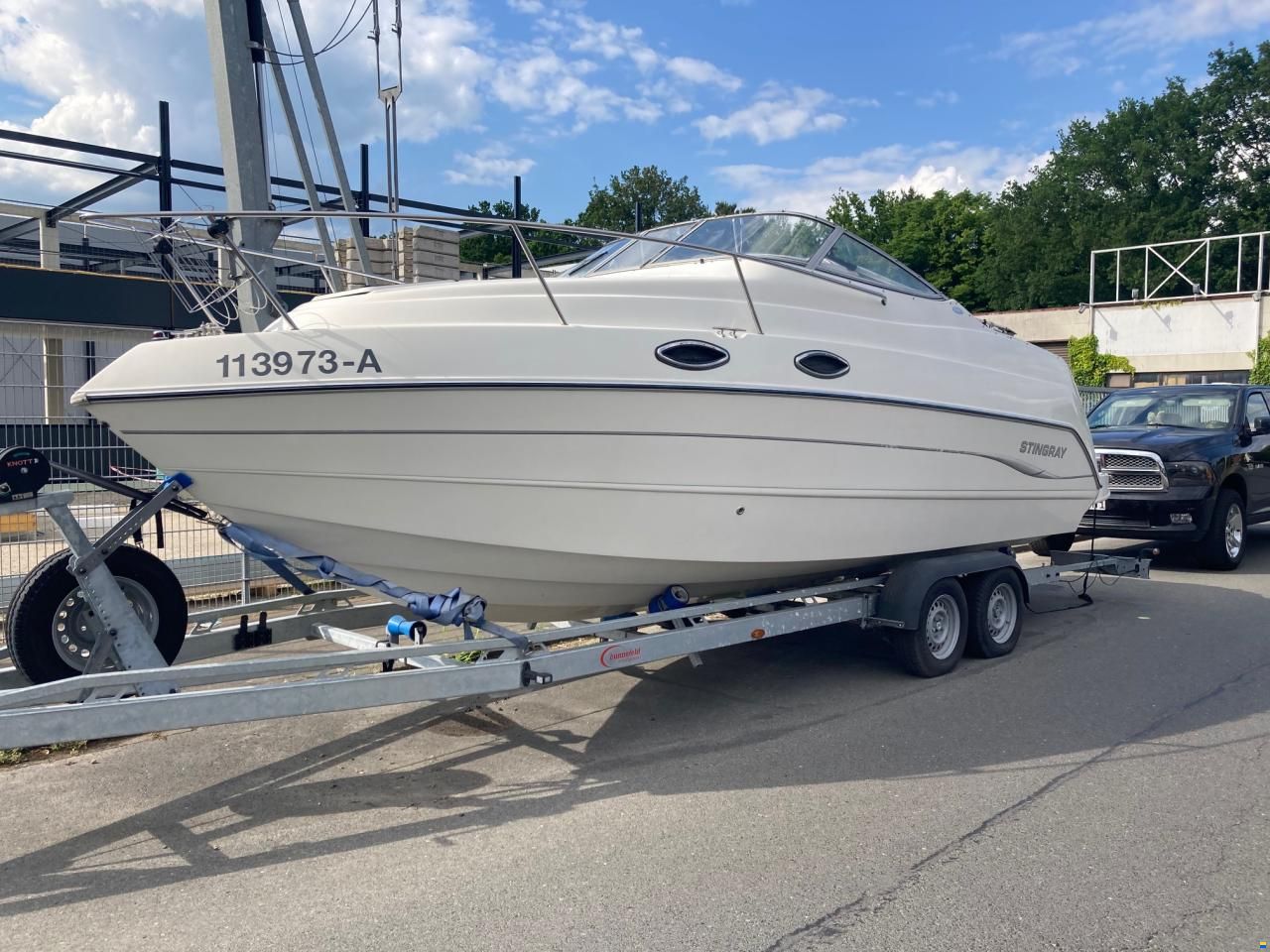 Stingray 240CS
