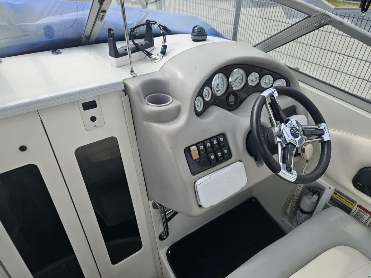 Stingray 240CS