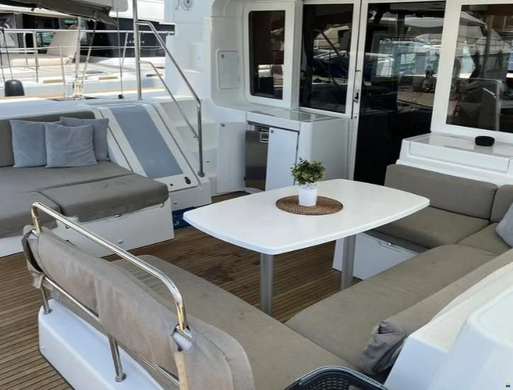 Lagoon 52 S