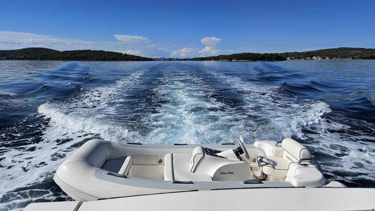 Fairline Squadron 58