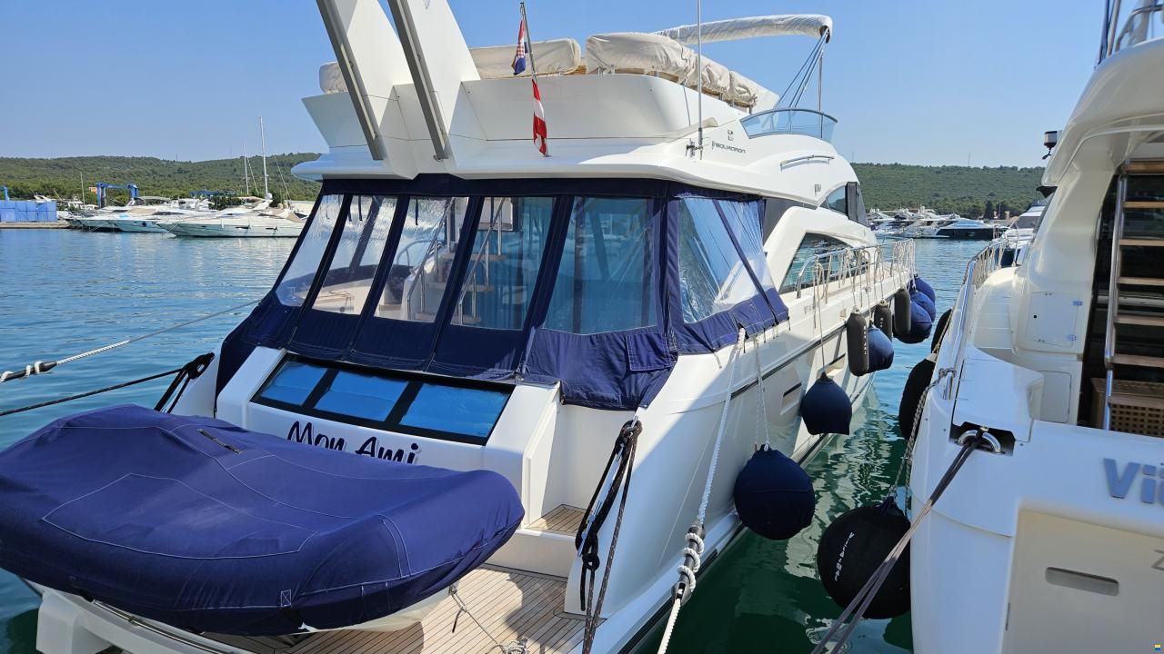 Fairline Squadron 58