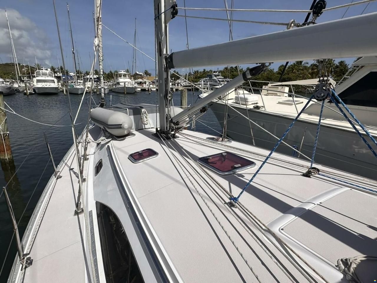 Catalina 445