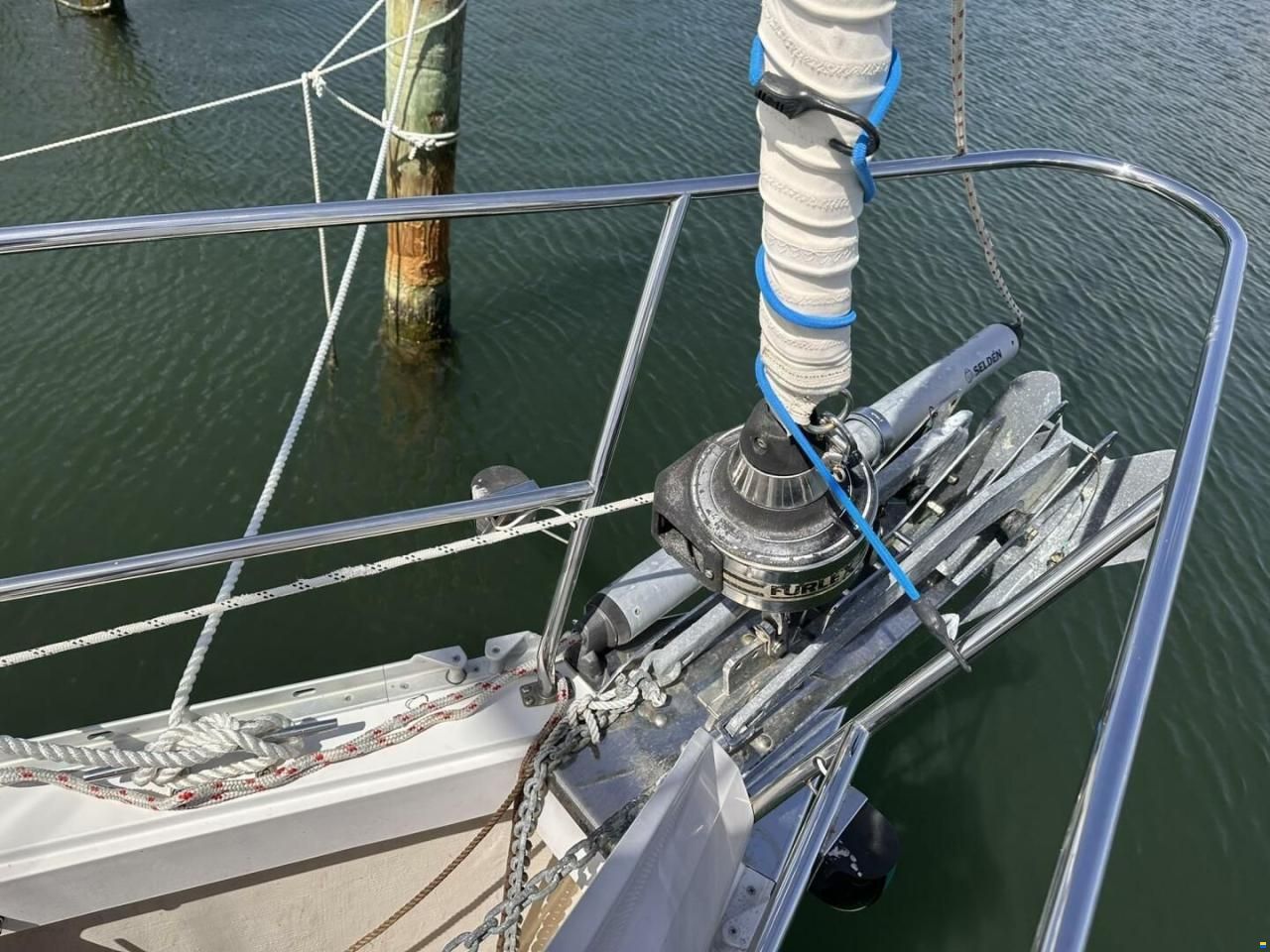 Catalina 445