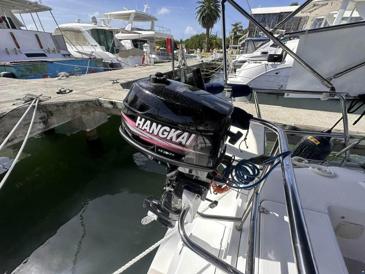 Catalina 445
