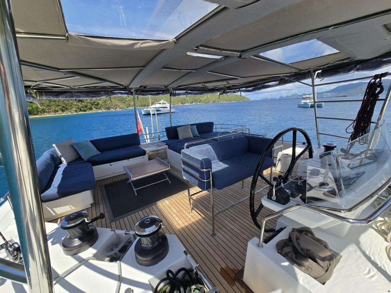 Lagoon 560