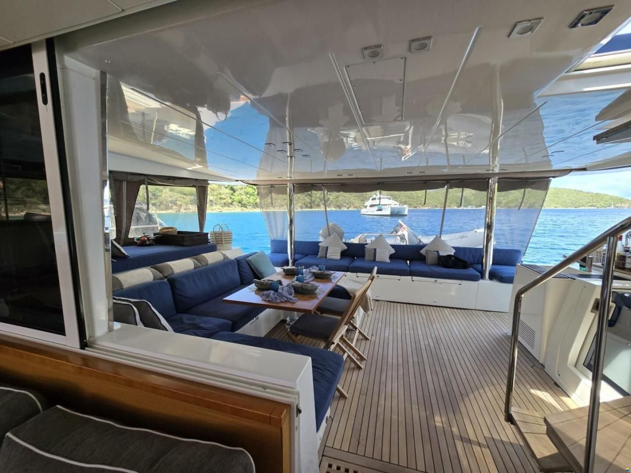 Lagoon 560