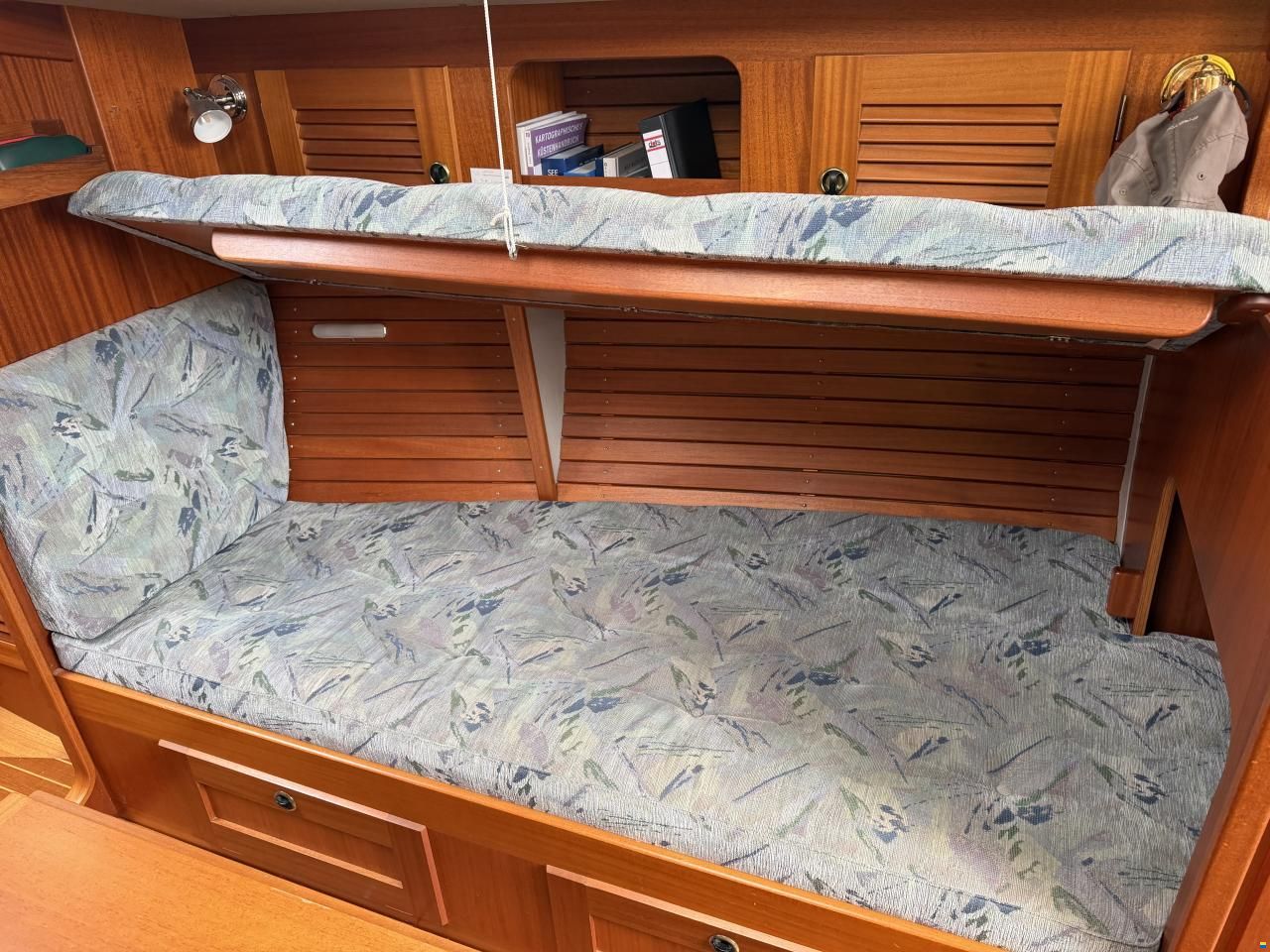 Hallberg-Rassy 34