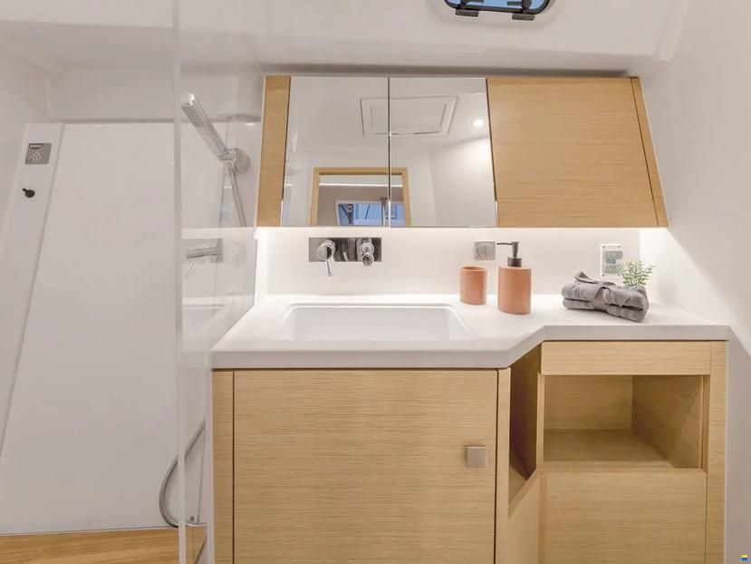 Hanse 410