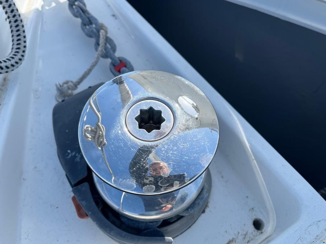 Beneteau Oceanis 38
