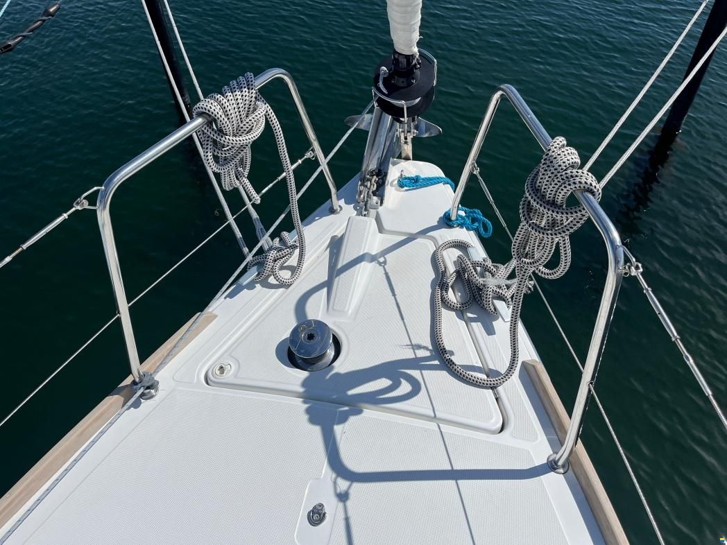 Beneteau Oceanis 38