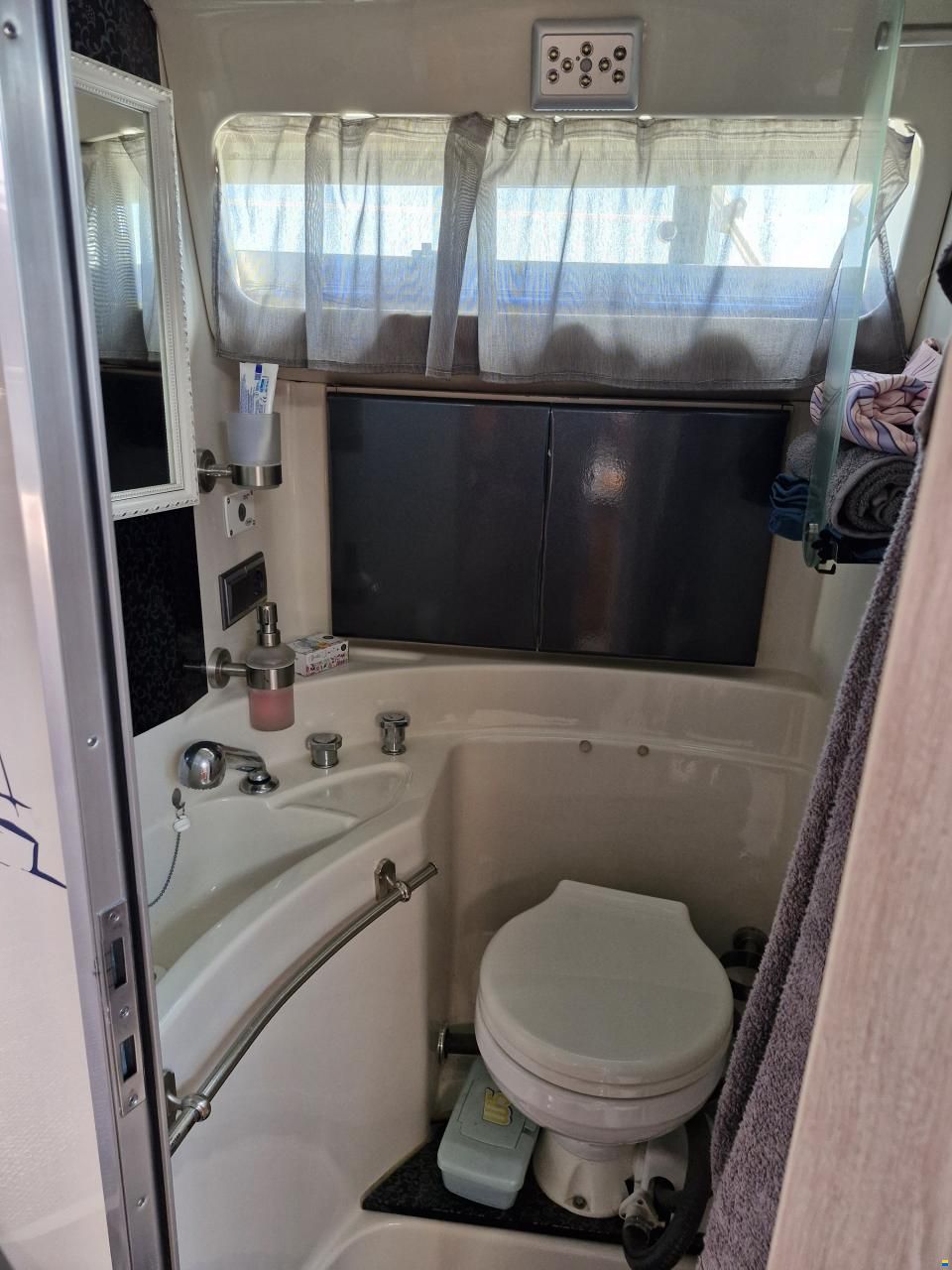 Gobbi 27 Cabin
