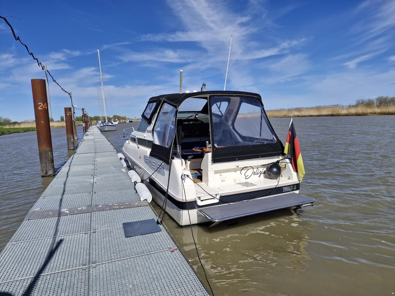 Gobbi 27 Cabin