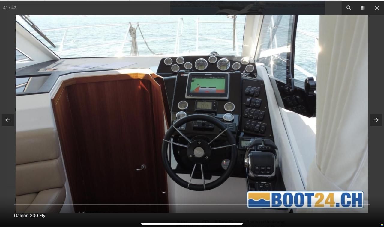 Galeon 300 Fly