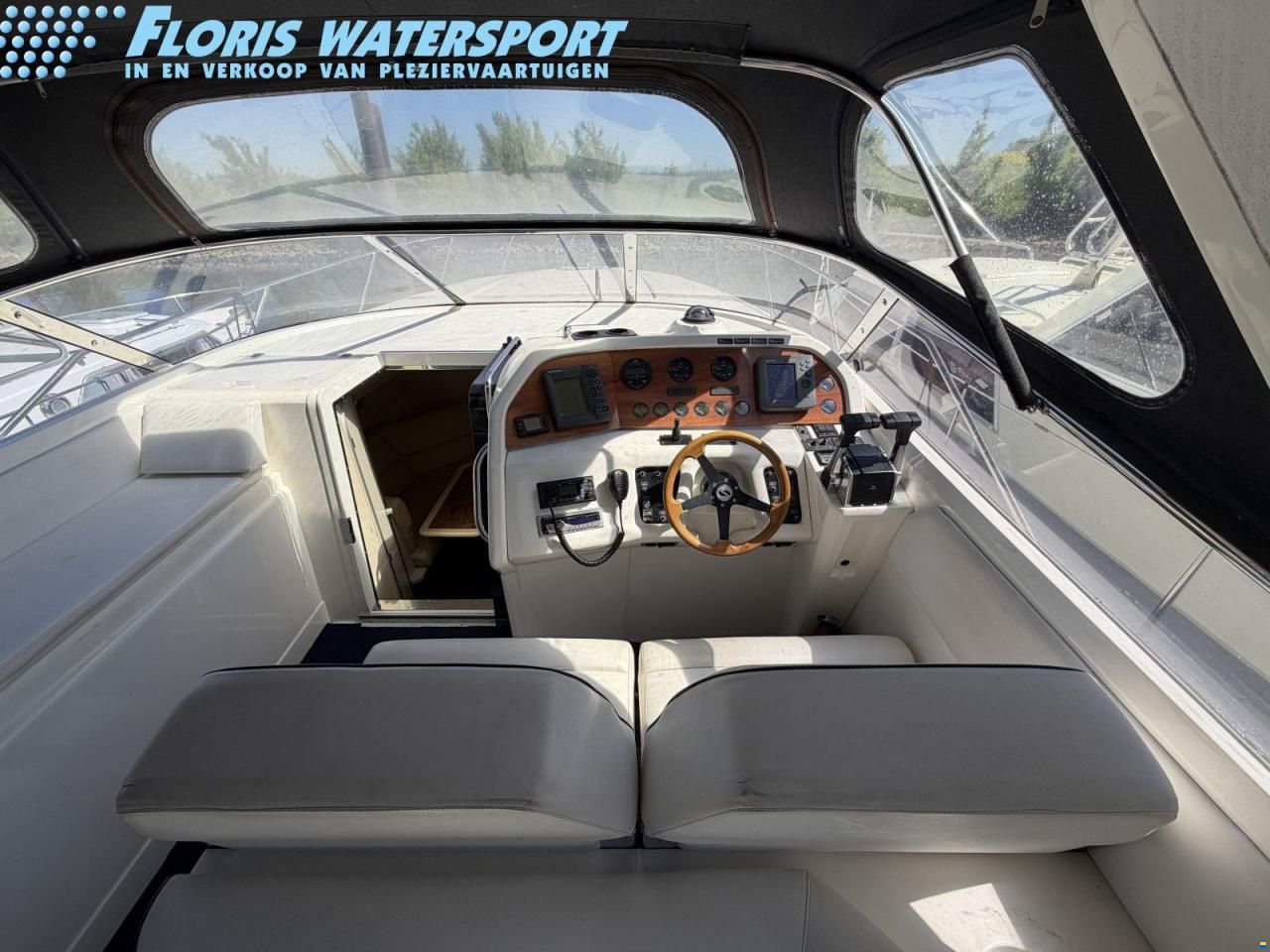 Sunseeker 38 Martinique