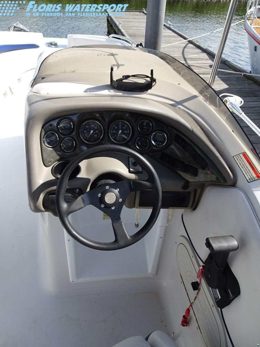 Crownline 238 DB
