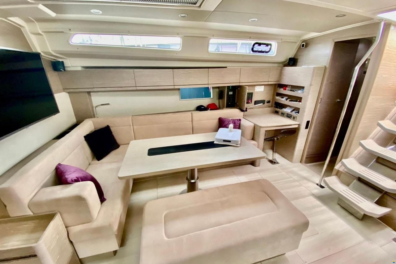 Hanse 508