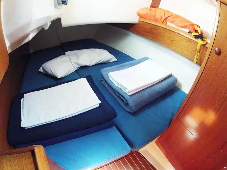 Jeanneau Sun Odyssey 35