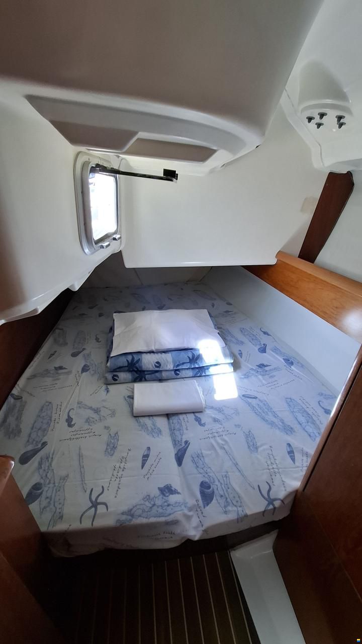 Jeanneau Sun Odyssey 35