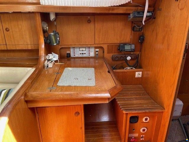 Jeanneau Sun Odyssey 37.2