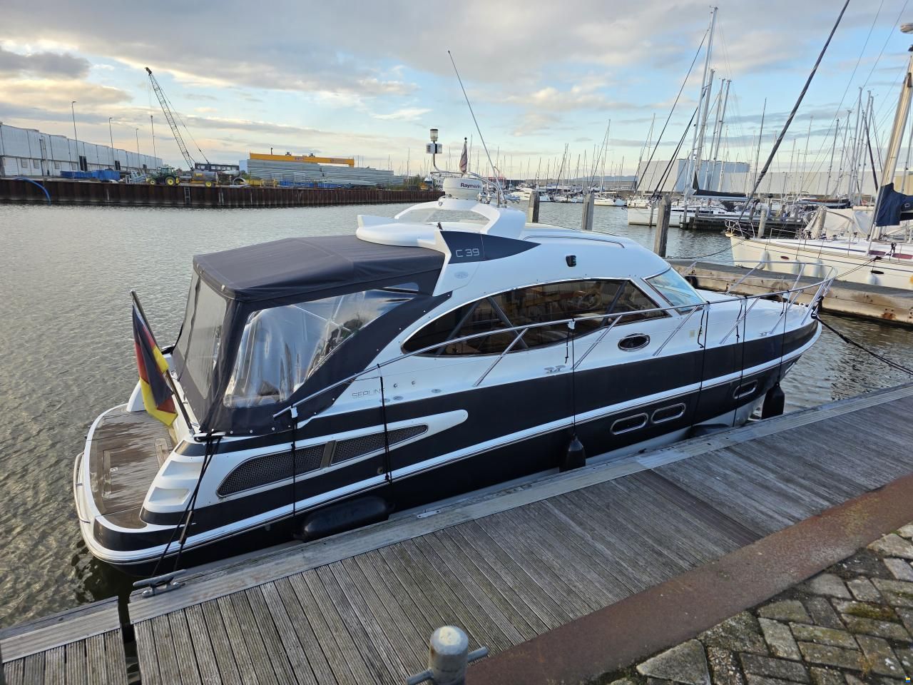 Sealine C39 Hardtop