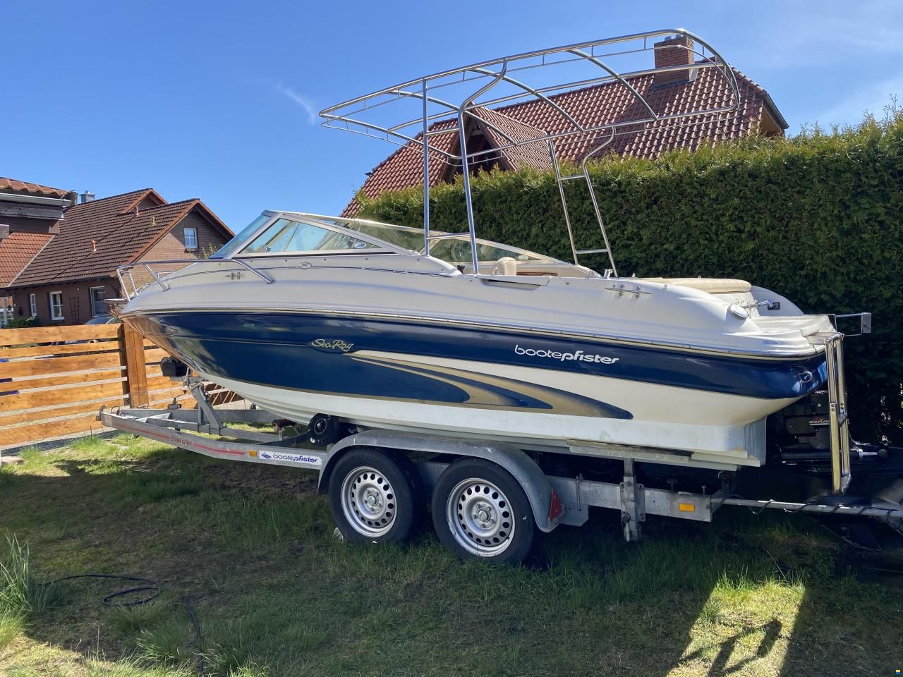 Sea Ray 190 Daycruiser
