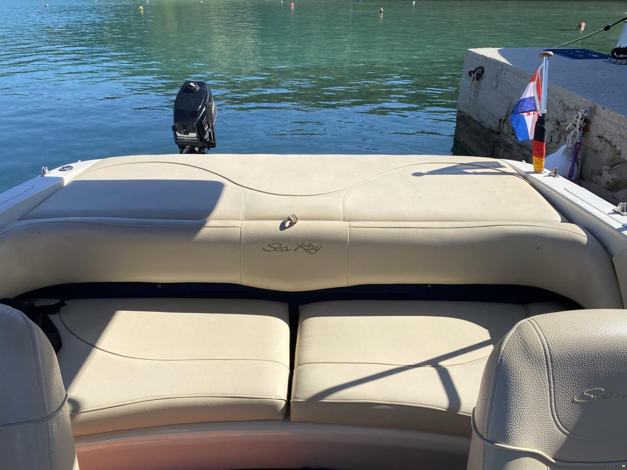 Sea Ray 190 Daycruiser