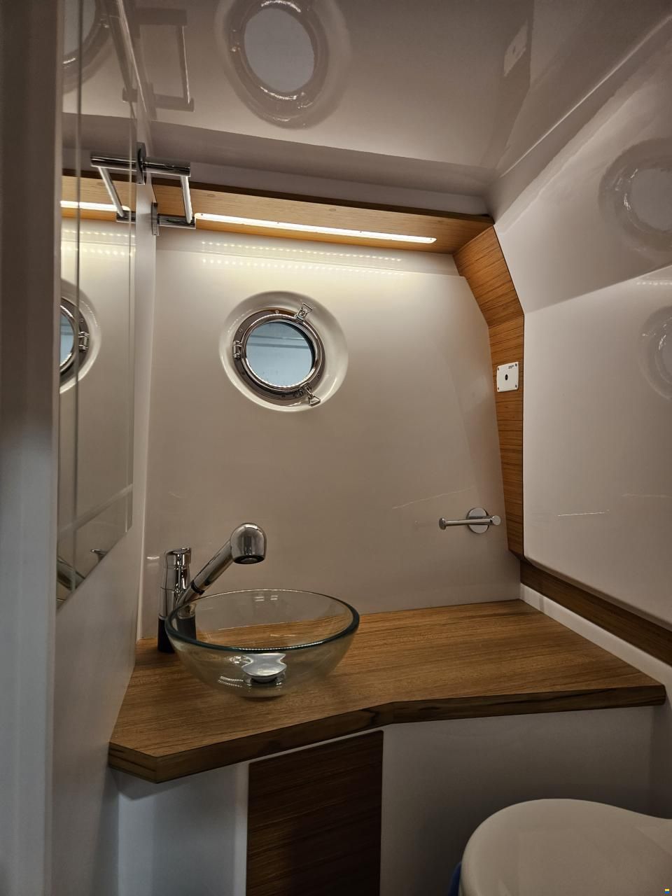 Alfastreet 28 Cabin Electric