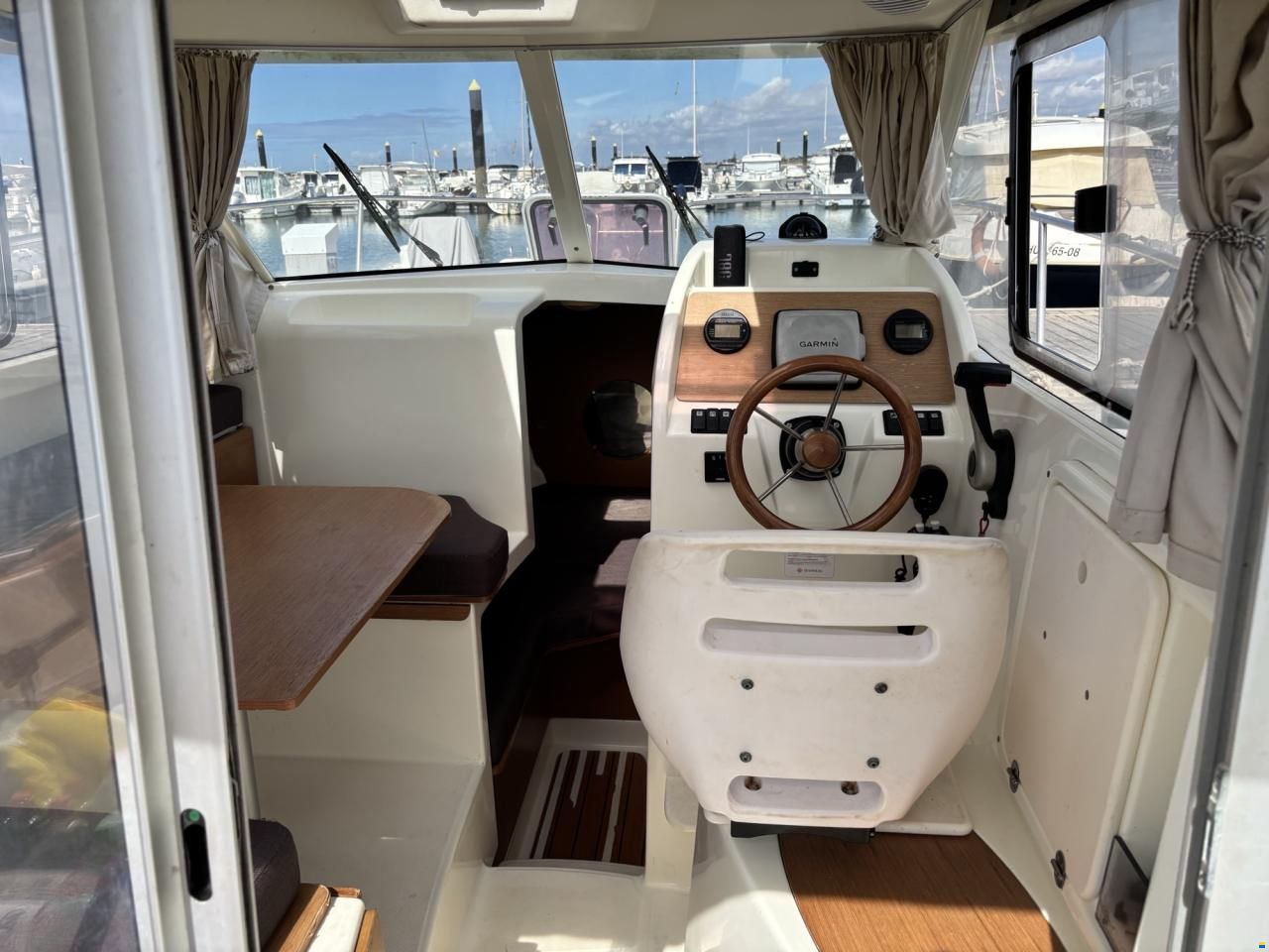 Jeanneau Merry Fisher 725