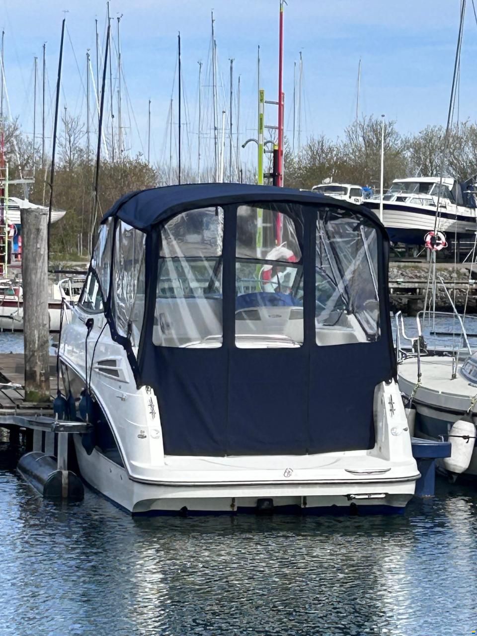 Maxum 2600SE