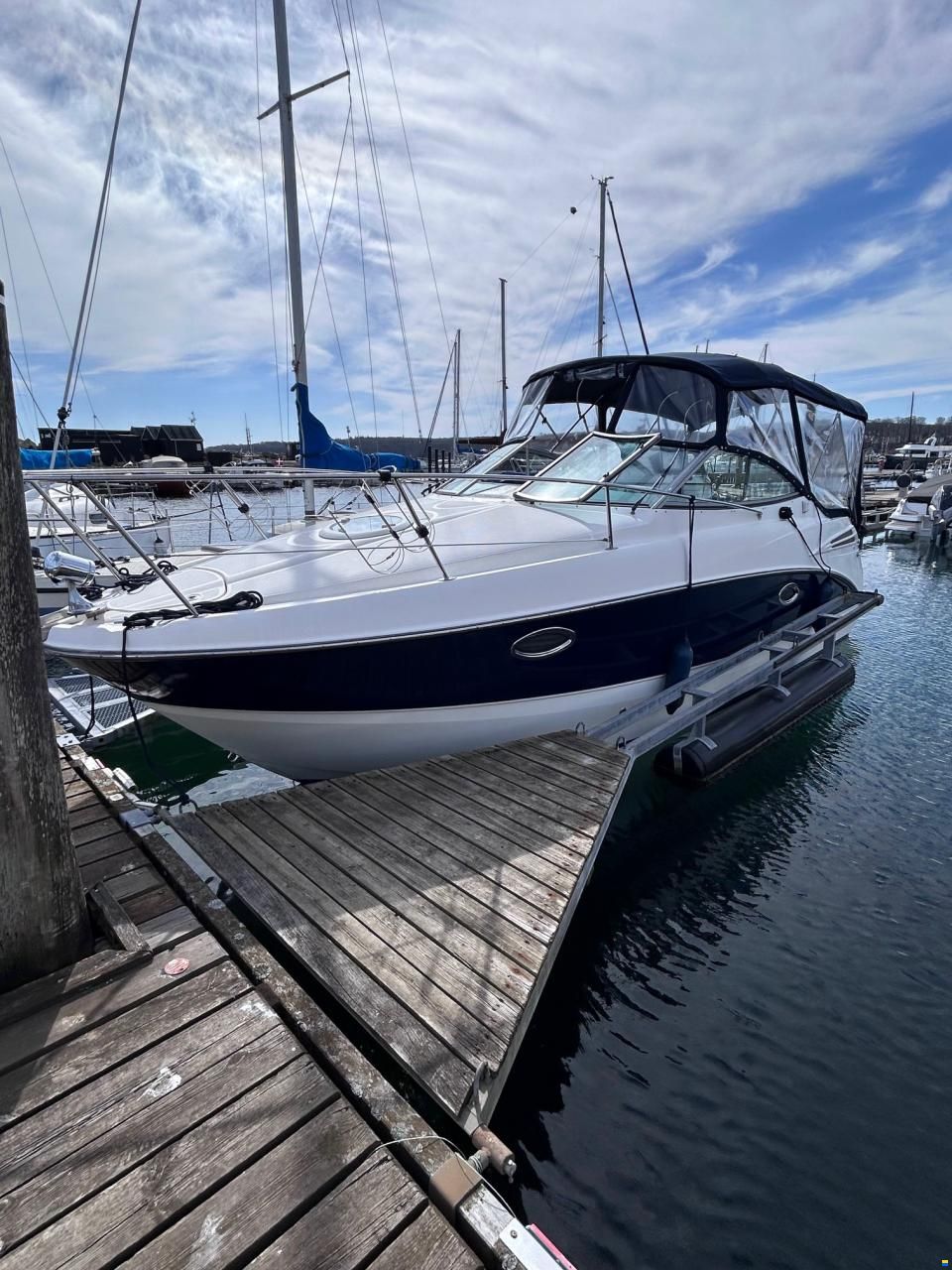 Maxum 2600SE