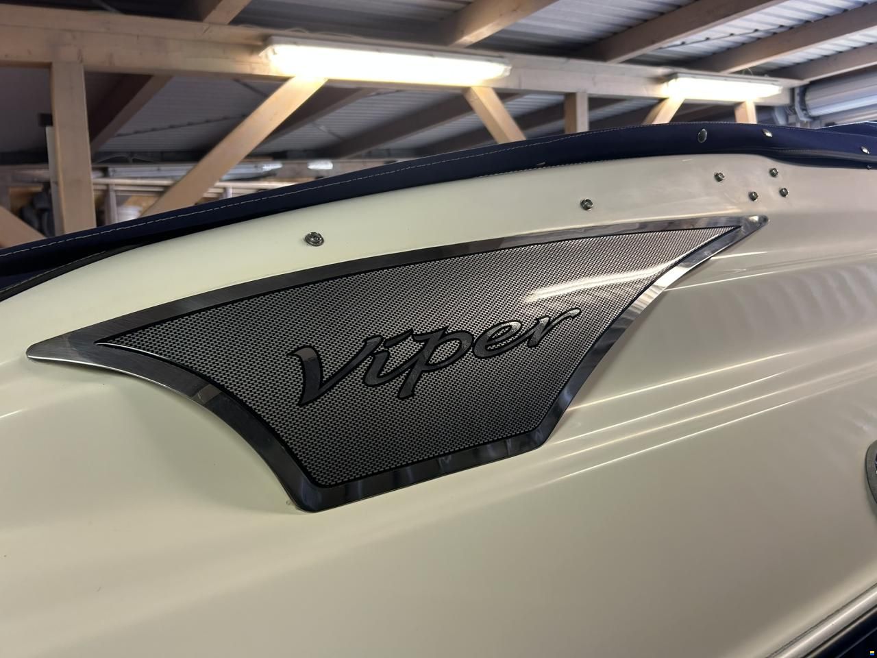 Viper 243