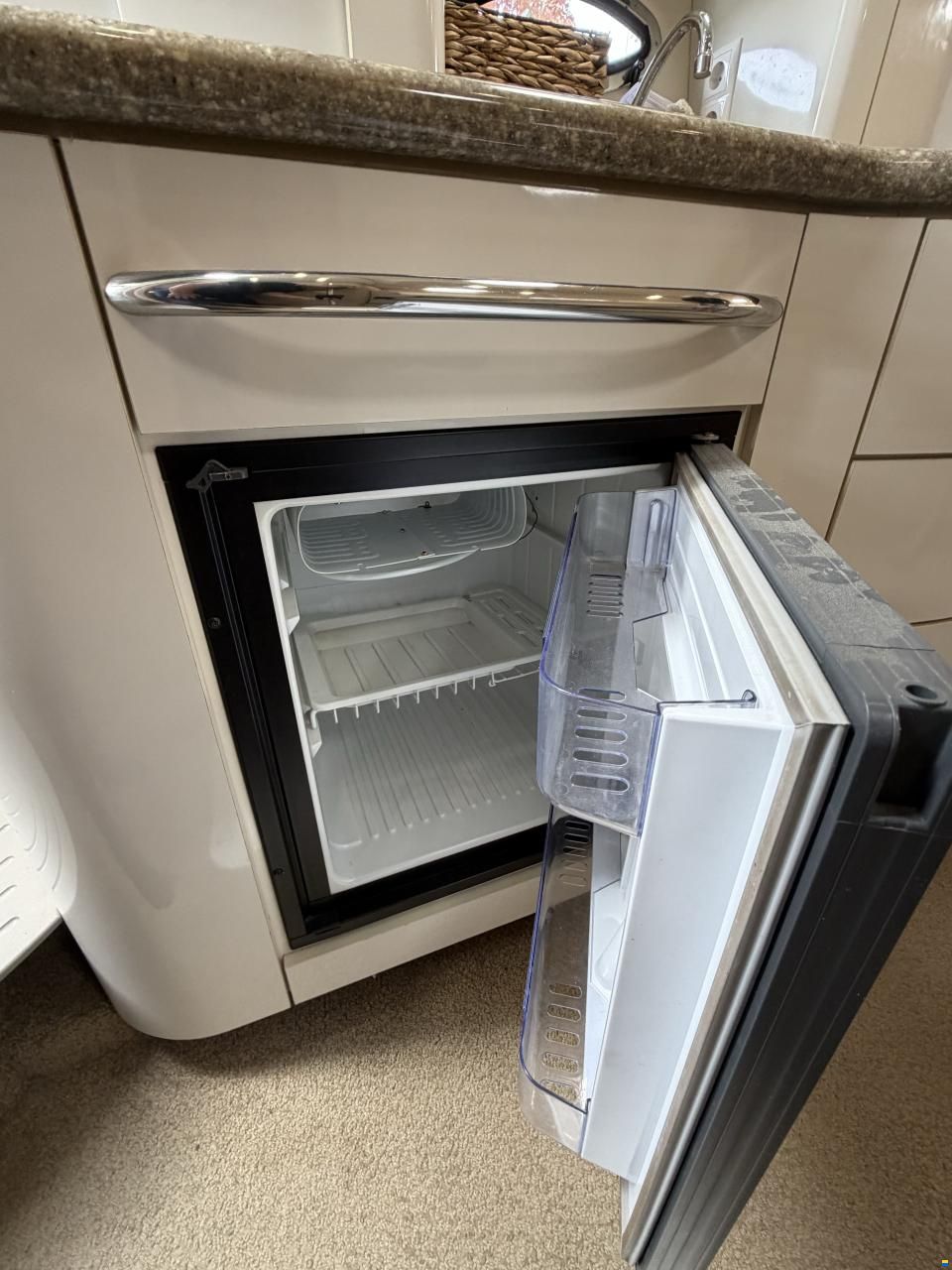 Maxum SCR 3000
