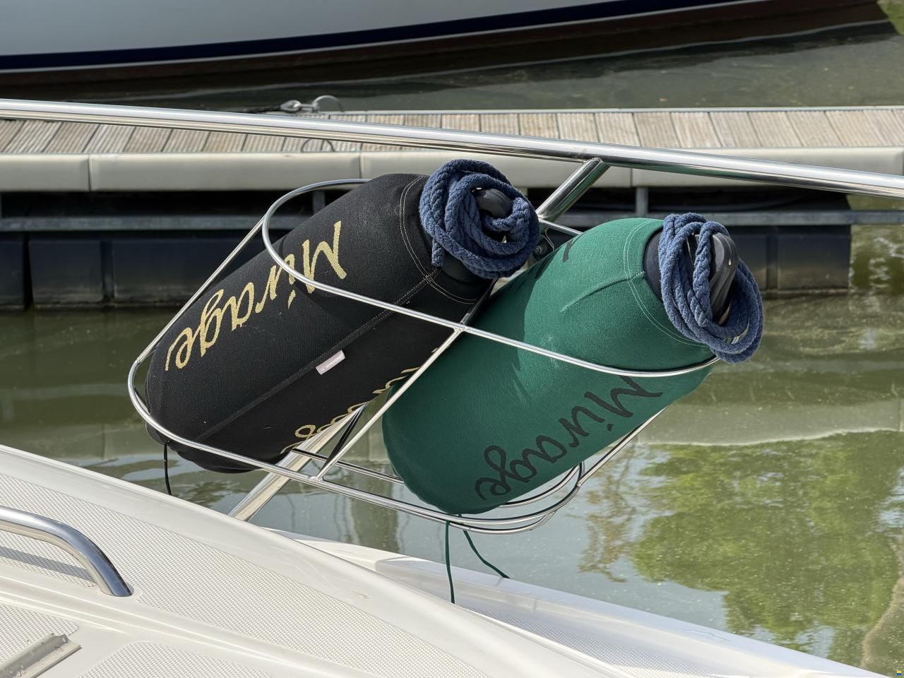Maxum SCR 3000