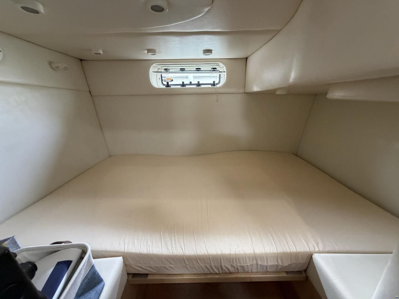Maxum SCR 3000